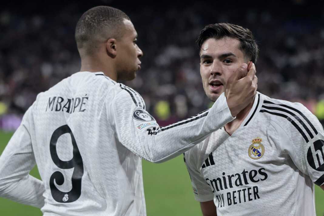 Brahim Diaz (kanan) merayakan golnya ke gawang Atletico Madrid bersama Kylian Mbappe (UEFA.COM)